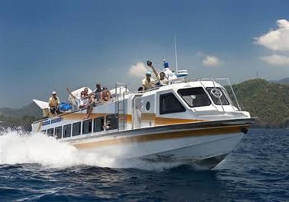 We mediate to provide necessary timely fresh water supplies for crew members that are offshore.